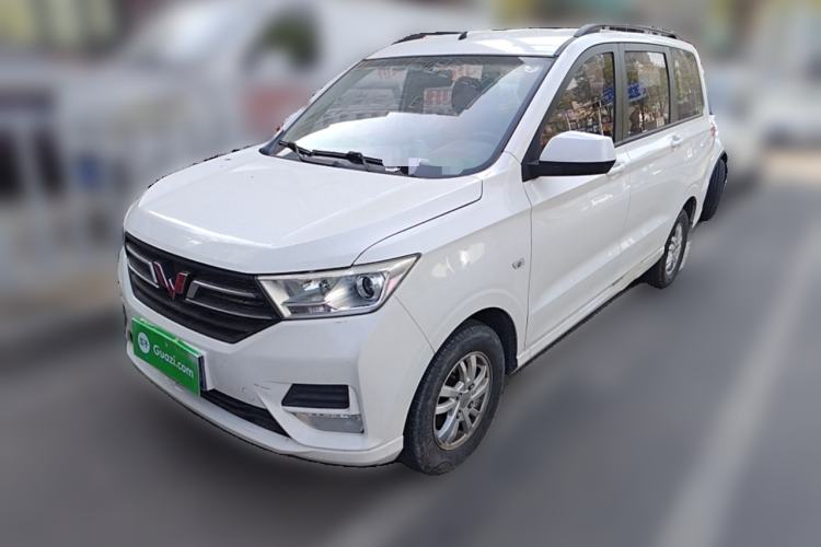 Used Wuling Hongguang 2019 1.5L S Comfort Edition China VI LAR