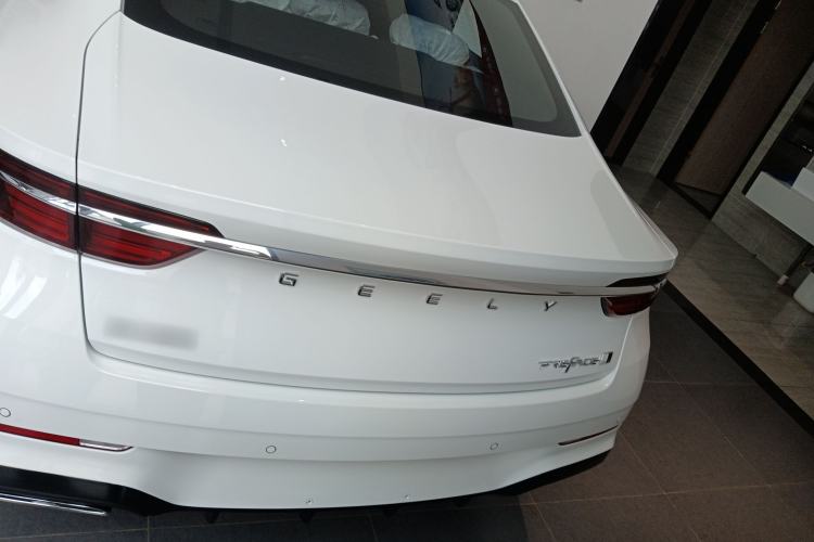 Used Geely Auto Preface 2026 Model Oriental Yao 1.5TD Fuyao Edition Rear