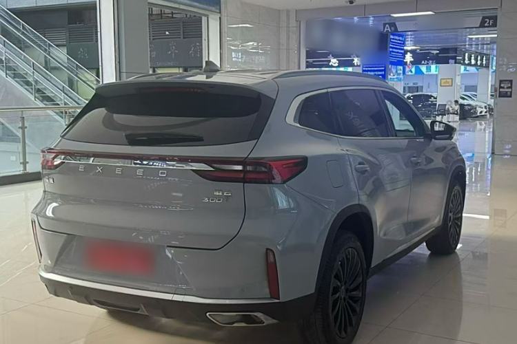 Used EXEED Lingyun 2023 300T Two-Wheel Drive Starry Edition
