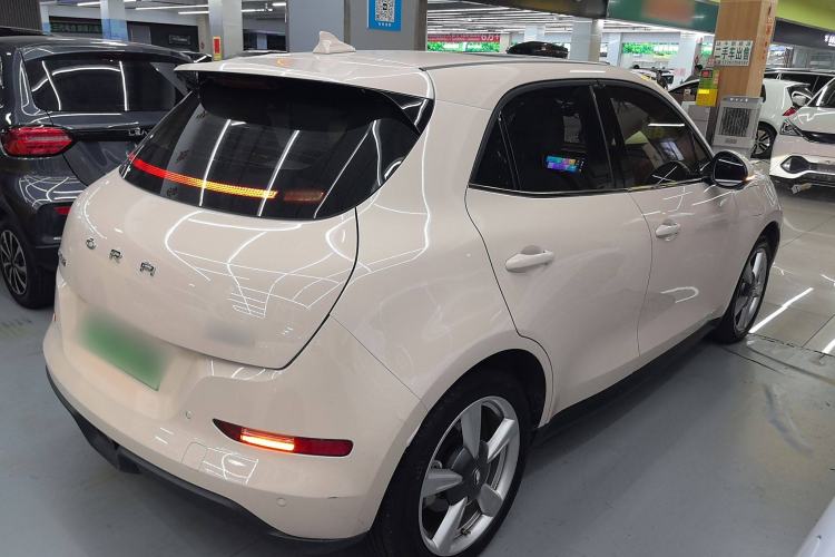 Used ORA Good Cat 2023 401 km Standard Range Premium Version Lithium Iron Phosphate Exterior 5