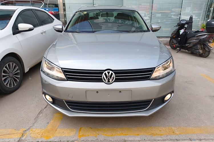 Used Volkswagen Sagitar 2014 Revised Version 1.6L Automatic Comfort Edition Front