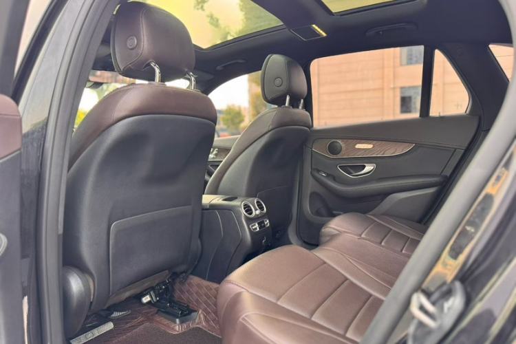 Used Mercedes-Benz GLC 2020 Facelift GLC 300 L 4MATIC Dynamic Edition Exterior 5