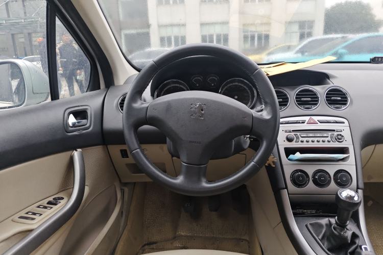 Used Peugeot 408 2011 1.6L Manual Comfort Edition