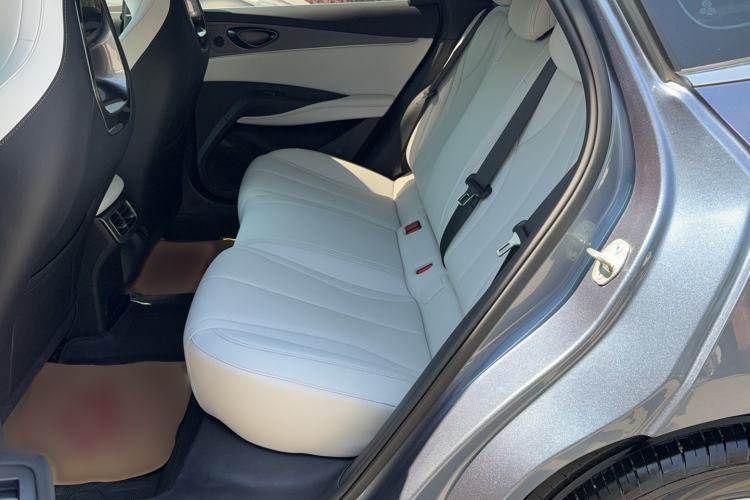 Used BYD Seal 06 New Energy 2024 DM-i 80KM Prestige Model Left Rear Seat