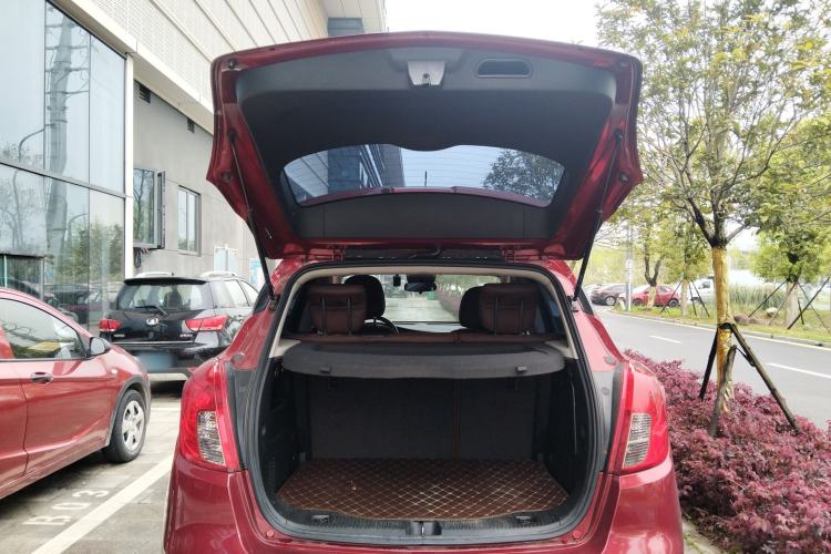 Used Buick Encore 2017 18T Automatic Two-Wheel Drive Urban Leading Model Trunk