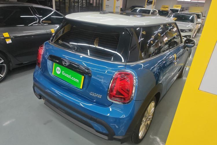 Used MINI MINI 2022 1.5T COOPER Classic Edition
