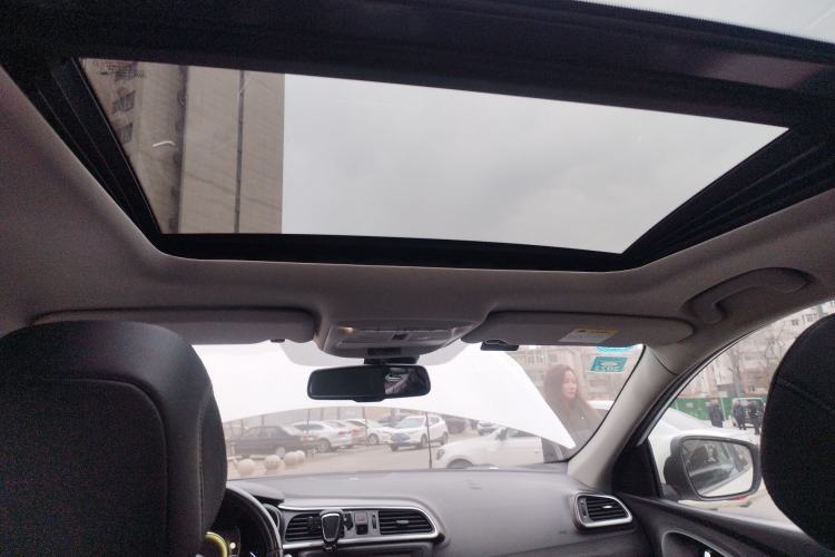 Used Renault Kadjar 2016 2.0L Four-Wheel Drive Ultimate Edition Headliner