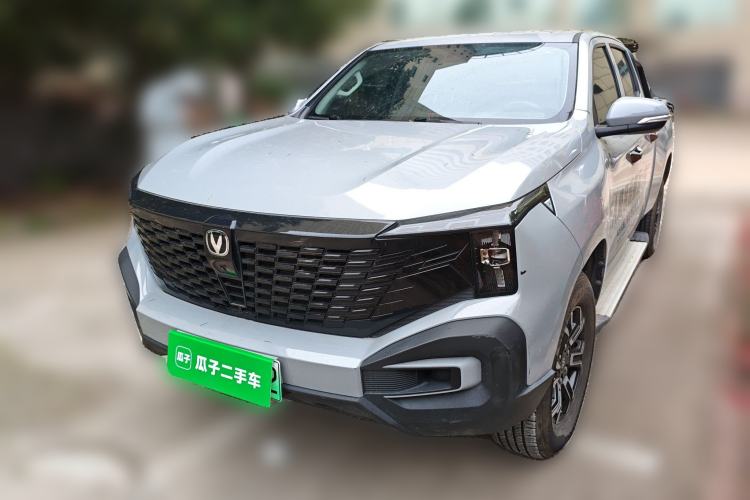 Used CHANGAN Hunter 2024 Warrior Edition Luxury Model Dual-Motor All-Wheel Drive with Extra-Long Cargo Box