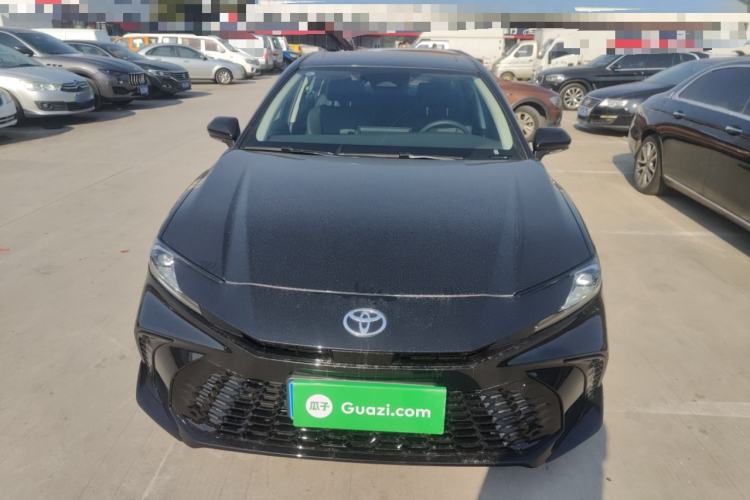 Used Toyota Camry 2026 Model Dual-Engine 2.0HSE Sport Lite Edition

