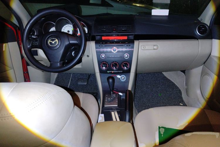 Used Mazda 3 2010 1.6L Automatic Classic Stylish Version Center Console