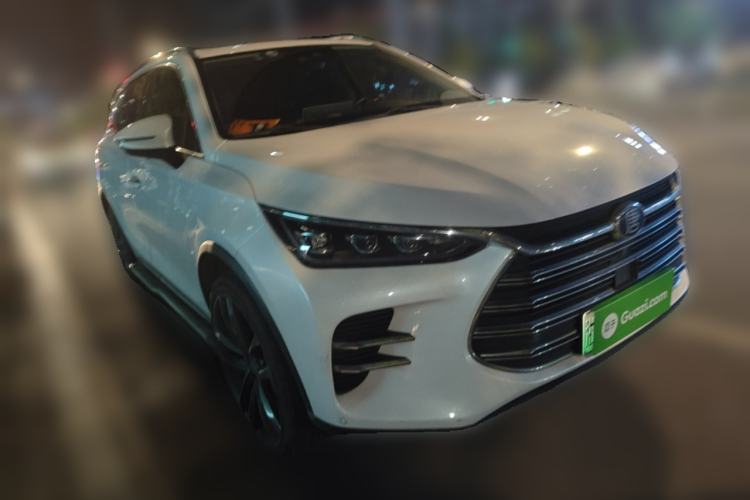 Used BYD Tang New Energy 2018 DM 2.0T All-Wheel Drive Smart Connectivity Luxury Model 7 Seats China V Emission Standard