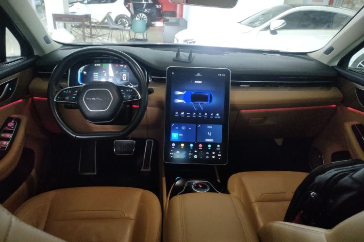 Used SERES SF5 2021 Four-Wheel Drive Freedom Expedition Edition
