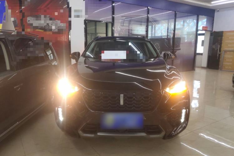 Used Wey VV7 2017 2.0T Ultra-Luxury Version
