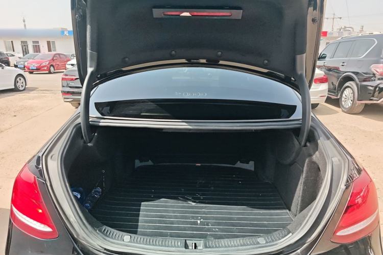 Used Mercedes-Benz E-Class 2019 E 300 L Sport Luxury Edition
