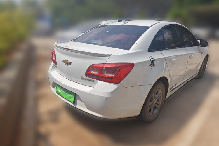 Used Chevrolet Cruze 2015 1.5L Classic SL MT Rear Right 45 Deg