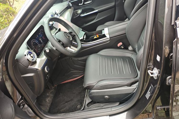 Used Mercedes-Benz C-Class 2025 Refresh C 260 L Night Edition Sports Version Left Front Seat