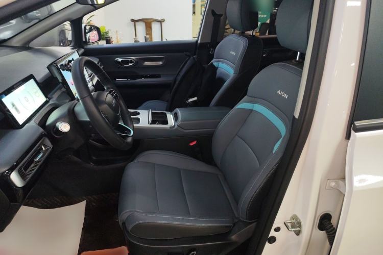 Used AION Y 2023 Plus 510 Smart Edition Left Front Seat