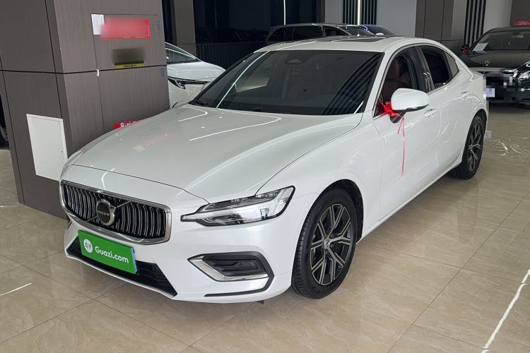 Used Volvo S60 2025 B4 Zhiyi Luxury Edition