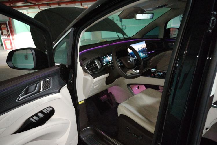 Used Denza D9 2024 DM-i 980 Four-Wheel Drive Prestige Model