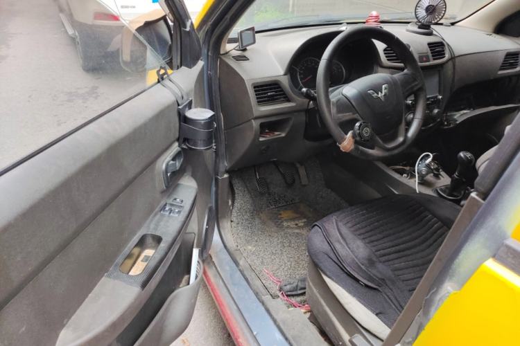 Used Wuling Hongguang 2014 1.5L Standard Version