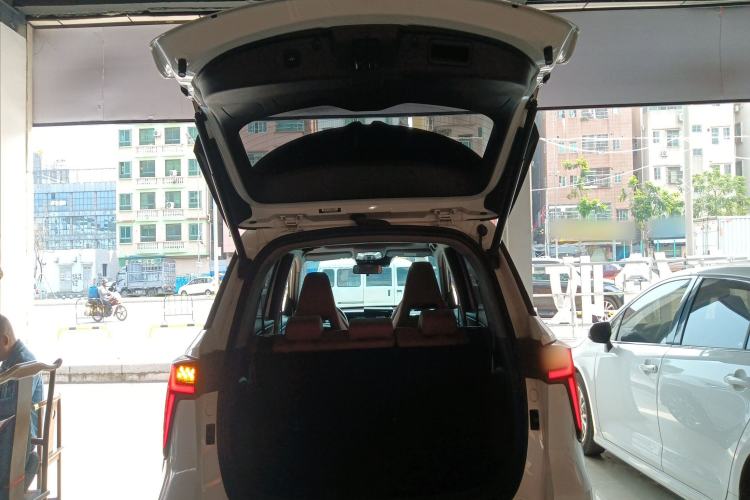 Used Changan CS75 PLUS 2024 3rd Generation Champion Edition 1.5T Intelligent Drive Dynamic Model
