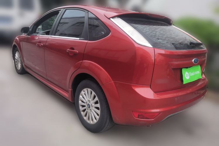 Used Ford Focus 2013 Hatchback Classic 1.8L Automatic Fashion Edition
