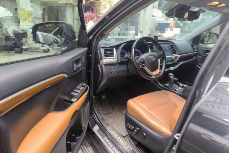 Used Toyota Highlander 2020 2.0T Four-Wheel Drive Millionth Anniversary Edition 7 Seats
