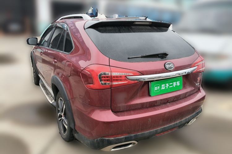 Used BYD Tang New Energy 2015 2.0T Four-Wheel-Drive Flagship Model