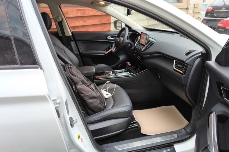 Used FAW Senya R9 2018 1.2T Automatic Luxury Smart Edition
