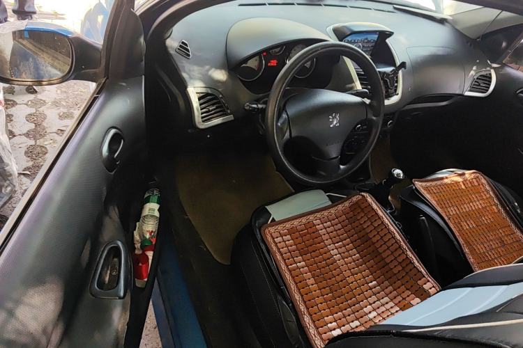 Used Peugeot 207 2011 Sedan 1.4L Manual Yule Edition