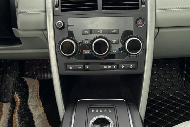 Used Land Rover Discovery Sport 2019 240 PS SE Version China VI Standard