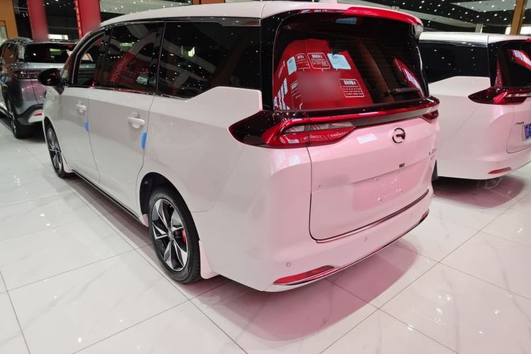 Used GAC Trumpchi M6 2023 PRO 270T DCT Luxury Edition
