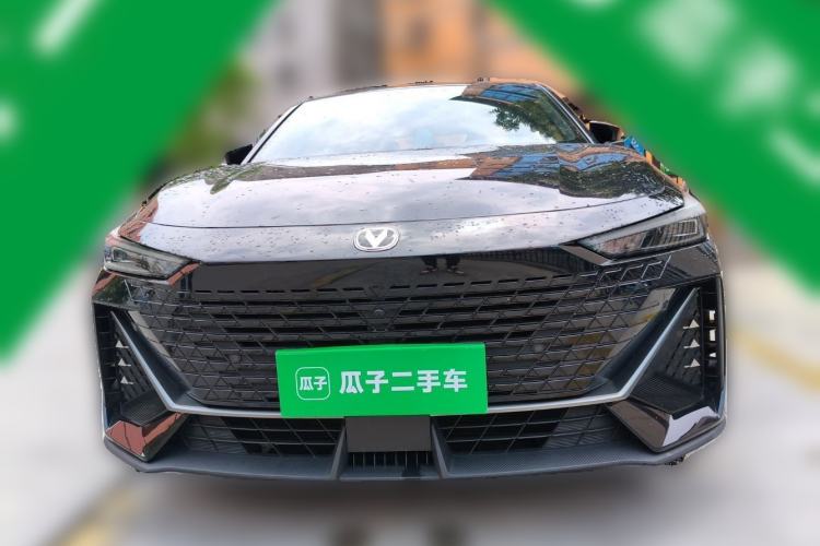 Used CHANGAN UNI-V 2023 1.5T Prestige Model
