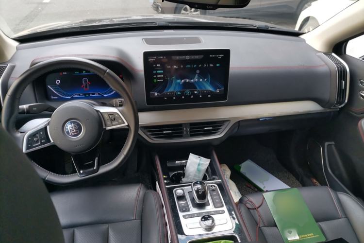 Used BYD Tang New Energy 2018 DM 2.0T All-Wheel Drive Smart Connectivity Luxury Model 7 Seats China V Emission Standard
