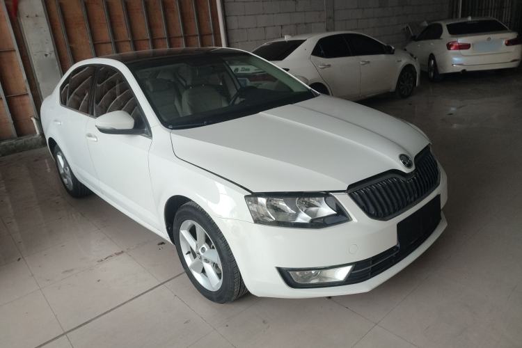 Used Skoda Octavia 2015 1.6L Automatic Yijun Edition