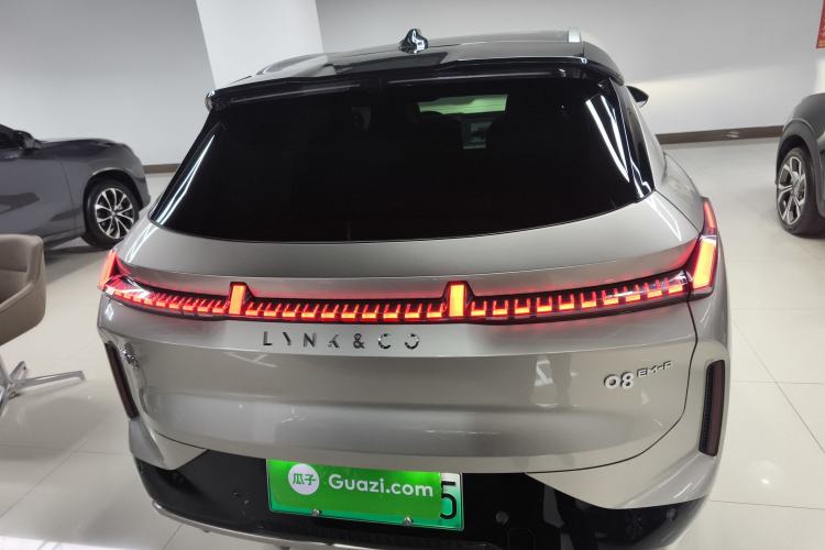 Used Lynk & Co 08 EM-P 2023 245km Ultra-Long Range Halo
