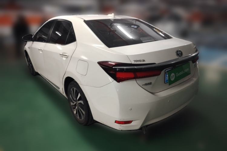 Used Toyota Corolla 2016 Dual-Engine 1.8L E-CVT Elite Edition