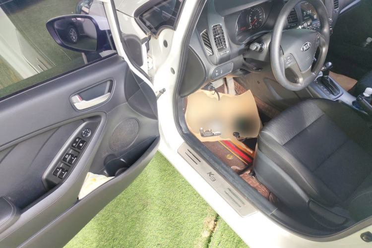 Used Kia K3 2015 1.6L Automatic GL
