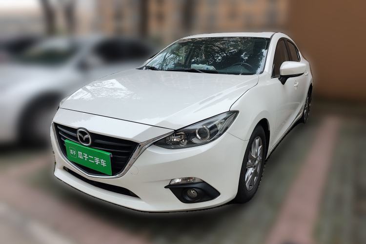 Used Mazda 3 Axela 2016 Sedan 1.5L Automatic Luxury Model