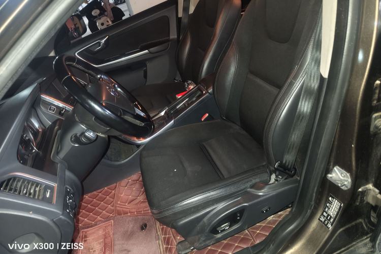 Used Volvo XC60 2015 T5 Smart Edition
