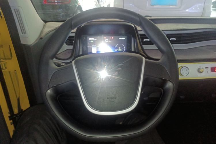 Used Wuling Hongguang MINIEV 2021 Macaron Premium Model – Lithium Iron Phosphate Steering Wheel