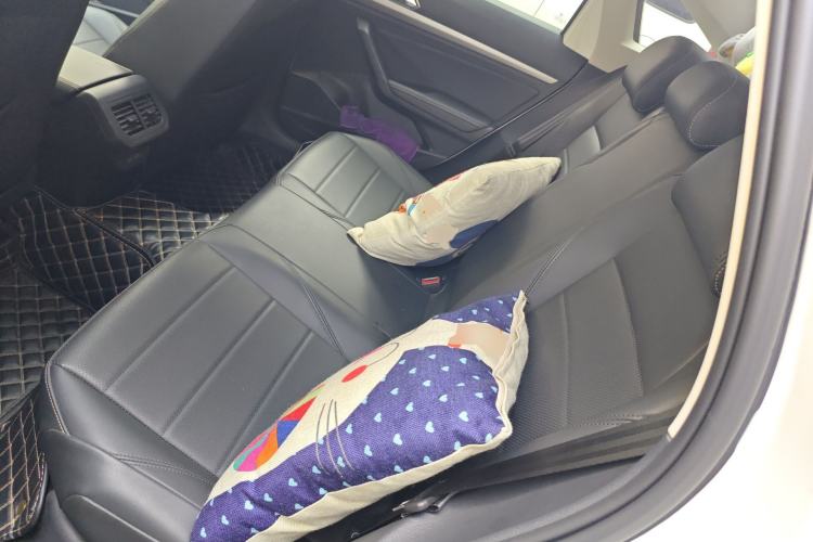 Used Volkswagen Lavida 2019 1.5L Automatic Comfort Edition China VI Standard Left Rear Seat