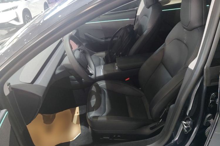 Used Tesla Model 3 2023 Rear-Wheel-Drive Version Left Front Seat