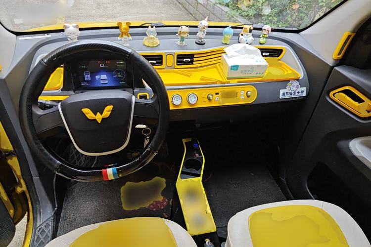 Used Wuling Hongguang MINIEV 2021 Macaron Premium Model – Lithium Iron Phosphate