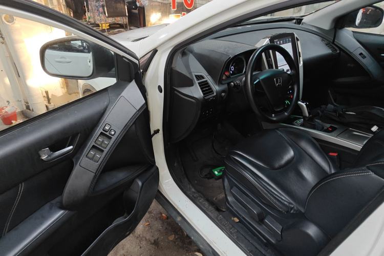 Used Luxgen U6 SUV 2018 1.8T Classic Comfort Edition Driver Seat