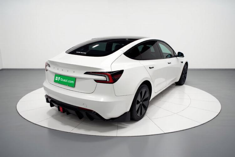 Used Tesla Model 3 2023 Long-Range All-Wheel-Drive Version