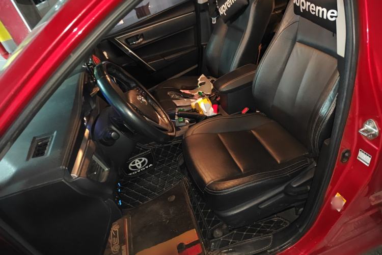 Used Toyota Corolla 2016 Dual-Engine 1.8L E-CVT Elite Edition