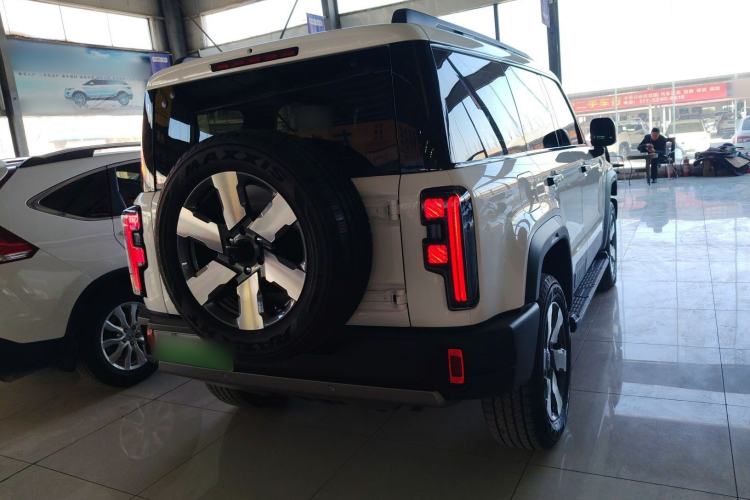 Used BAIC Off-Road BJ40 Electric Drive 2025 Standard Edition
