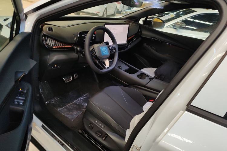 Used Volkswagen ID.UNYX 2024 Revised Pro Long-Range Version