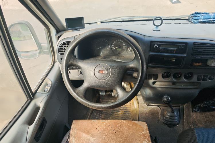 Used Ford Classic Transit 2015 2.8T Diesel Multi-Function Vehicle Short Wheelbase 6-Seater Mid-Roof Edition JX493ZLQ4